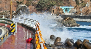 동해해양경찰서, 연안안전사고 위험예보제 ‘주의보’ 발령