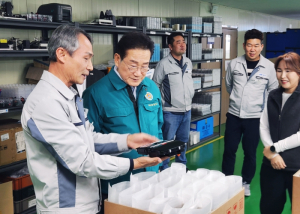 최기문 영천시장, ㈜디에이치씨 기업체 현장 방문