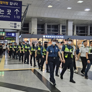 대구동부경찰서, 다중밀집 지역 민경 합동 위력 순찰 실시