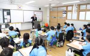 DGB대구은행 황병우 은행장, 지역 초등학생 대상 금융교육 실시