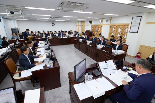 경북도의회 문화환경위, 제12대 마지막 회의 마무리