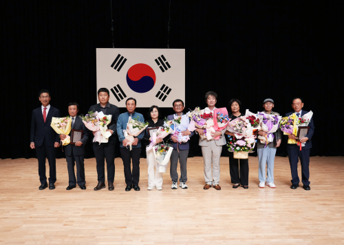영천을 움직인 ‘숨은 일꾼’ 29명…시정발전 유공 표창
