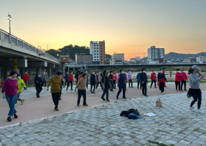 김천시 보건소, ‘파워워킹 건강 교실’ 운영