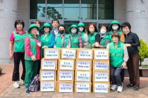 경주시 동천동새마을부녀회, 어버이날 맞아 지역 어르신 위해 국수 선물