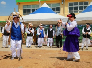 울진군, 십이령마을'등금쟁이 축제'열려