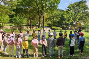 녹색 치유로 일상에 활력 더하는 ‘포항시 숲 체험프로그램’ 인기몰이