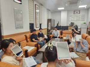 김천시 평화남산동, 청렴 거울 비치 및 6월 이달의 청렴 인물 선정