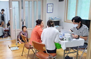 청송읍 지역사회보장협의체 “행복한 점심 나들이”