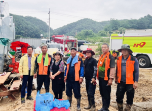봉화군 우리음식연구회, 수해 응급복구 현장에 직접 만든 간식 전달하며 격려