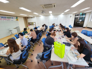 “배움의 즐거움”…봉화군, 가족친화 여성대학 ‘인기’