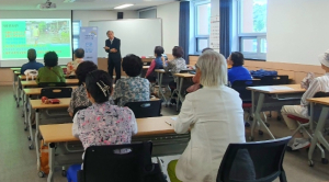 상주시노인종합복지관, 기상청 기상기후인재개발원 연계해 `기후변화 교육` 실시