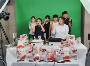포항시, 지역 청소년과 함께하는 농특산물 라이브커머스 방송 진행