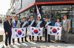 광복절 앞두고 영주시 곳곳에 퍼져나간 ‘태극기 물결’