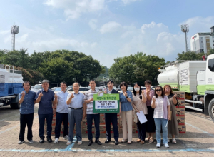 수성구 ㈜골든크라운, 어려운 이웃 위해 라면 후원