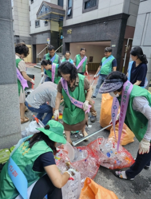 대구 북구 복현1동 새마을협의회·새마을부녀회와 함께하는 줍깅데이 실시