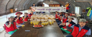 칠곡군 지천면 지역사회보장협의체, 취약계층에게 삼계탕 지원