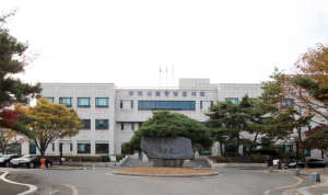이제는 도서관이 찾아간다…현장 독서 강연회 개최
