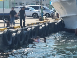 울진해경, 해상 추락자 발견즉시 수영 구조