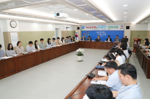 일일 부서장 된 MZ세대 공무원, 안동시장과 직접 소통 `업무 시야 넓히고 주도적 역량 키워`
