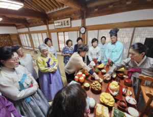 영천시, 임고서원 충효문화수련원 추석 차례 시연