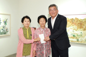예천군, 신풍미술관 그림학교 할머니 불우 이웃 성금 기부