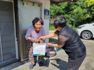 울진군 근남면, 9월 추석맞이 마음 담은 김치 반찬 전달로 나눔 실천