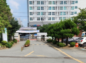 대구서부교육지원청, 대구일중 보·차도 분리 사업 완료! 안전하GO! 깨끗하GO! 즐거운 통학길!