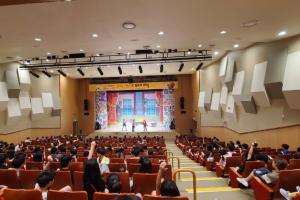 김천시 율곡도서관, 가족 뮤지컬 “돼지책” 성황리 개최
