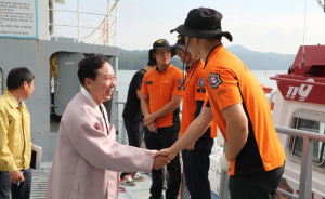 권기창 안동시장, 추석 연휴에도 못 쉬는 현장 근무자 격려