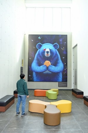 반달가슴곰 복원의 상징 김천 오삼이! 예술로 재탄생