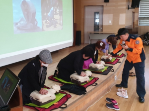 경주시노인종합복지관, 심폐소생술 특강 실시