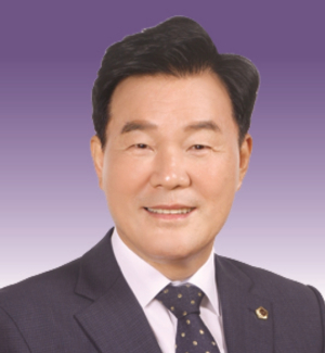 윤승오 경북도의회 교육위원회 위원장, 전국 최초 `경상북도 외국인 계절근로자 지원 조례안` 발의