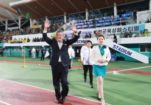 `예천군 육상페스티벌` 성황리 마쳐 `대한민국 육상스타와 주민이 함께한 뜻깊은 자리`
