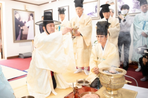 구미시 `박정희 대통령 서거 44주기 추모제 및 추도식`개최