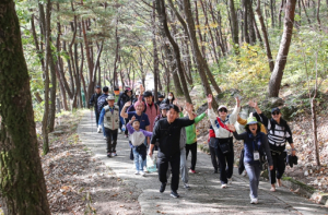 2023년 구미시 냉산 역사탐방 숲길 걷기 축제 개최