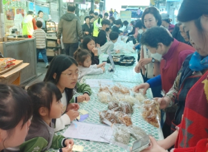 경주시 전통시장이 지역 어린이를 위한 체험의 장으로~
