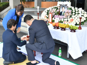 경산시청에서 고(故) 최희욱 전(前)시장 노제 열려