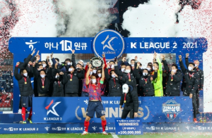 ‘우승 불씨 살린’ 김천, K리그2 역전 우승 가능성은?