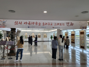 김천시, `도서관 문화예술 동아리 활동 지원` 작품 전시회 개최