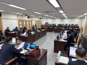 경북도의회 건설소방위원회, 재난안전실·소방본부 행정사무감사 실시