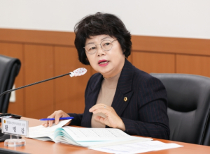 황명강 경북도의원, 행정사무감사에서 청년 나이 기준 제각각 지적