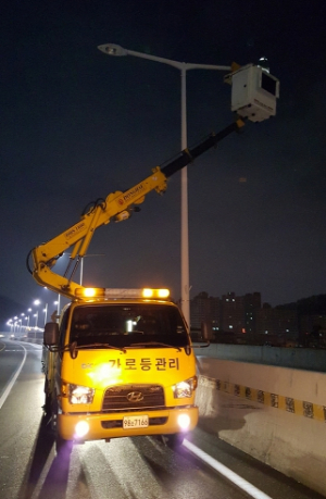 대구공공시설관리공단, 자동차전용도로 가로등 야간 정비작업 실시