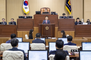 이철우 경북도지사 24년 예산 시정연설, 미래와 경제 집중