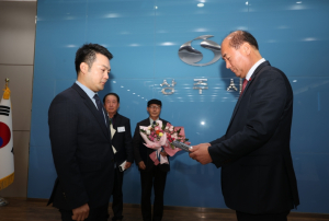 경북신용보증재단 상주지점 감사패 전달