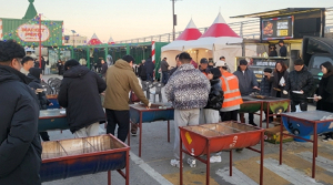포항시, 낭만적인 구룡포 밤바다서 열린 해양 미식 축제 ‘마켓피어9’ 인기