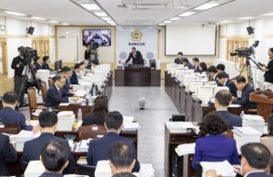 경북도의회 예결특위, 내년도 예산안 현미경 심사 이어가