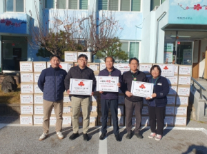 울진 현종산 풍력발전소(SK D&D), 매화면에 라면 80박스 기탁