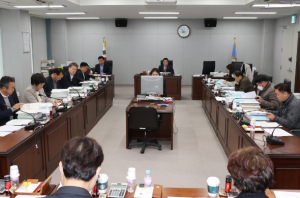 포항시의회 예산결산특별위원회, 2024년도 예산안 본격 심사 돌입