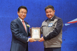 경주 소재 제일금속-제이와이오토텍, 제60회 무역의 날 맞아 경북도지사 표창 수상