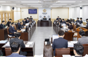 경북도의회 기획경제위원회, 2025년 주요업무보고 및 조례안 심의